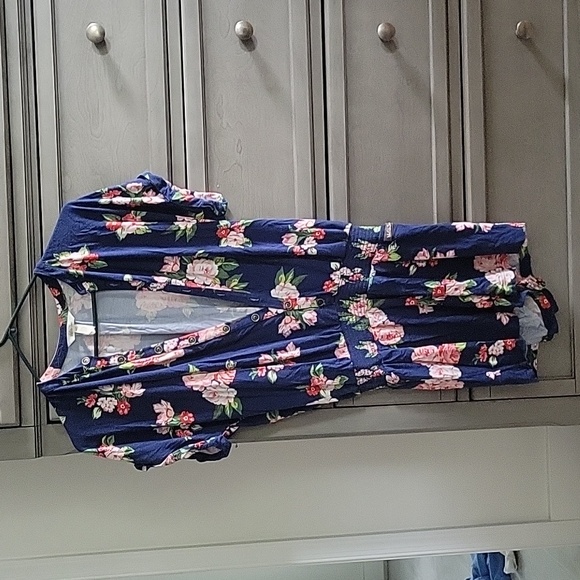 Romper - Picture 1 of 3